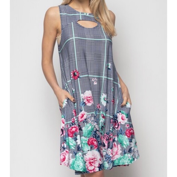 The Charlotte Dress- floral cutout neckline dress - Picture 4 of 9